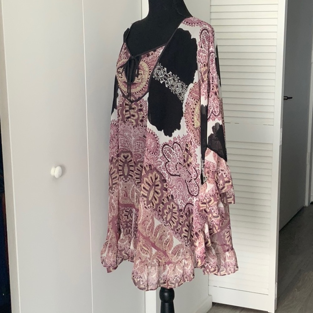 Lightweight dress or flowy top
